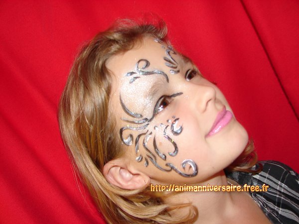 MAQUILLAGE BOUCHES DU RHONE